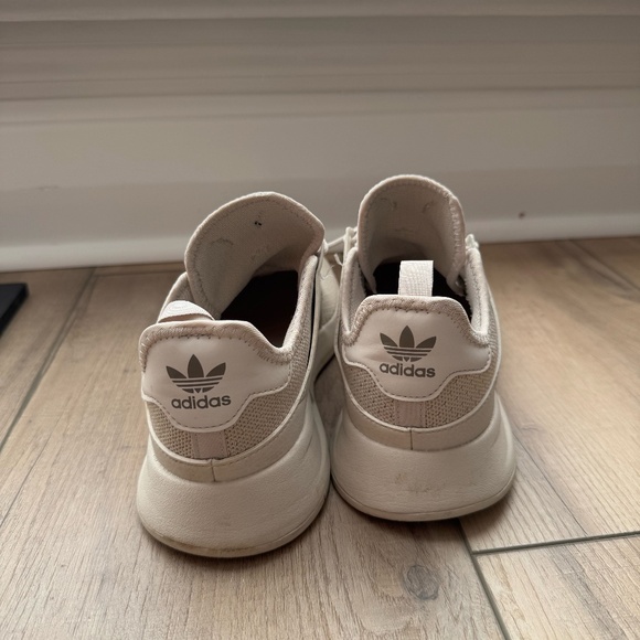 Adidas Nude Runners - Picture 1 of 5